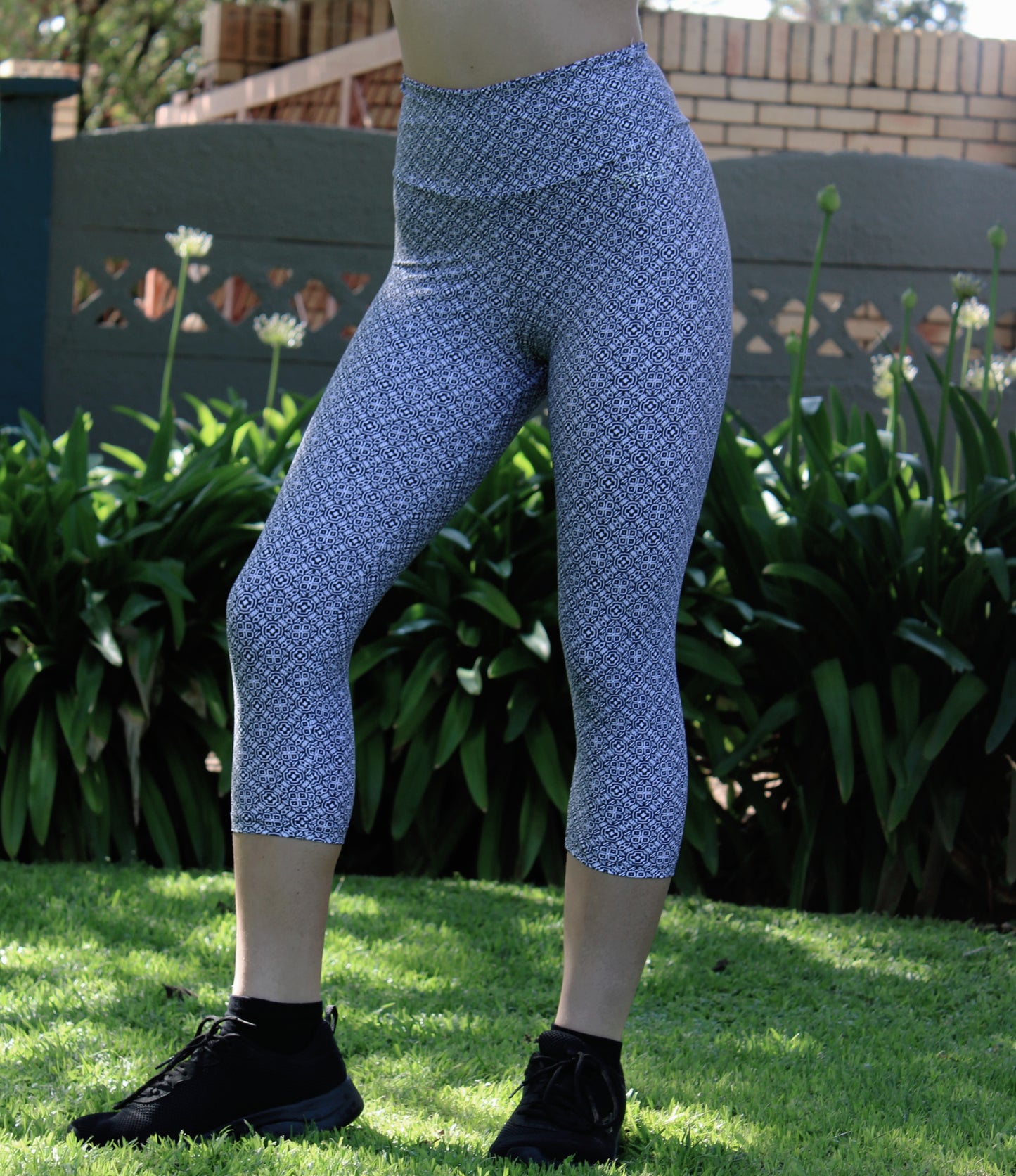 ATHLU Ladies Capri Tights - Maze